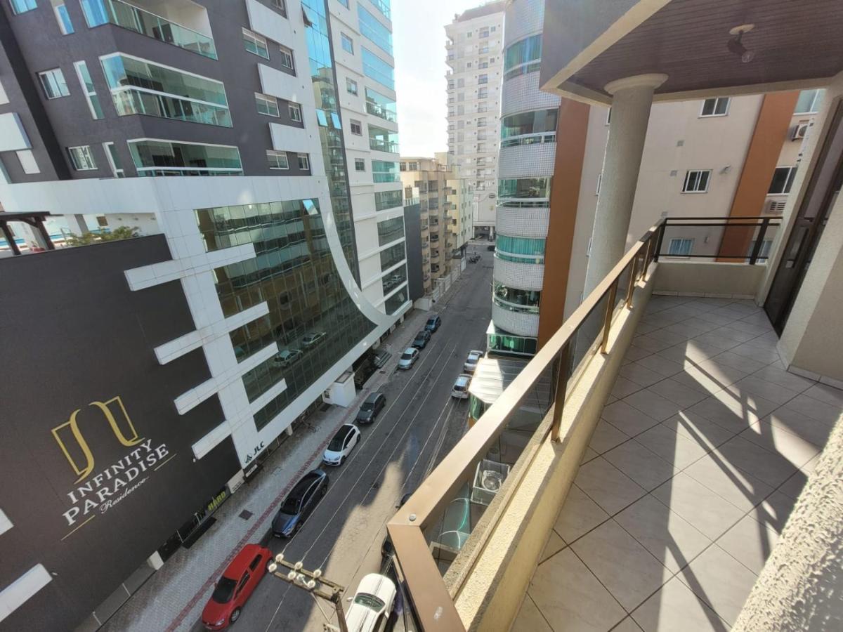 Apartamento 200 Metros Da Praia 03 Quartos Com Ar Condicionado - Meia Praia - Itapema Exterior photo